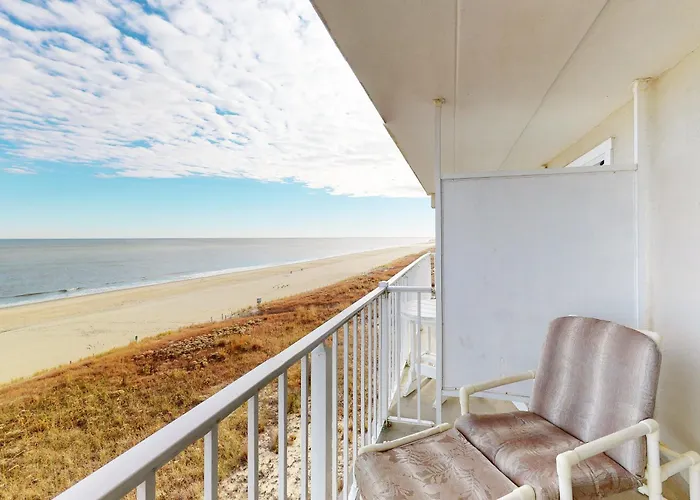 La Mirage Apartment